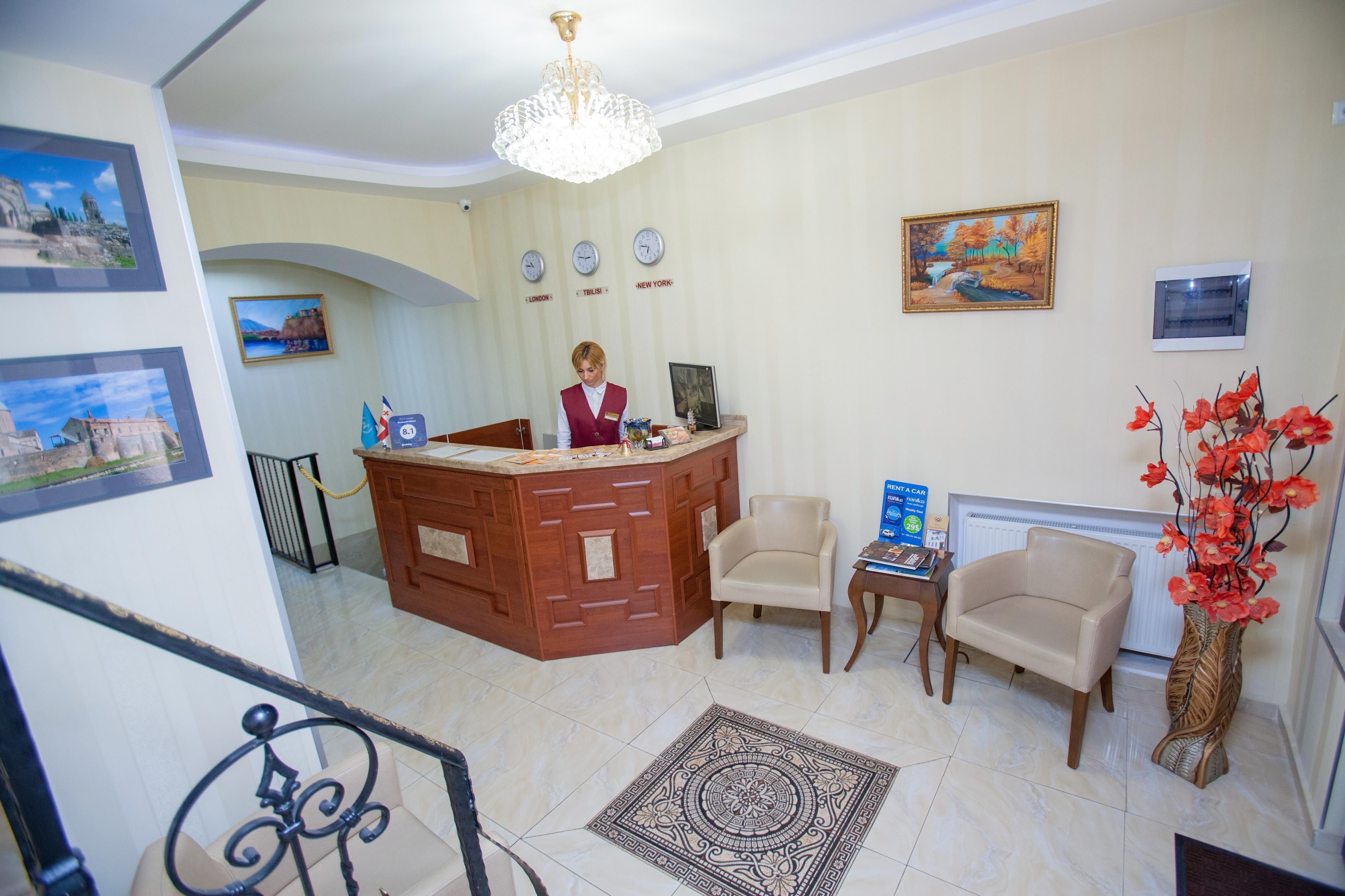 Rustaveli Palace Tbilisi ภายนอก รูปภาพ